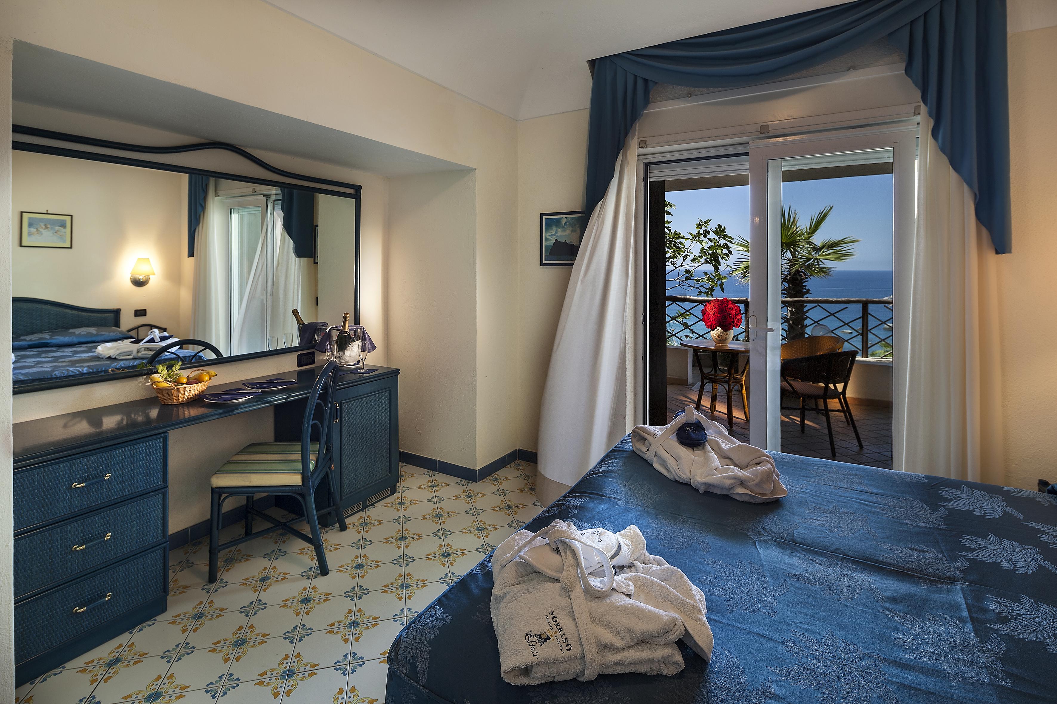 Sorriso Thermae Resort & Spa Forio  Exterior photo