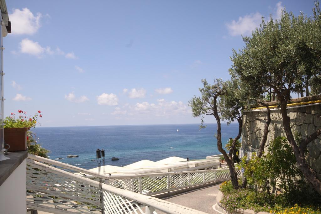 Sorriso Thermae Resort & Spa Forio  Exterior photo